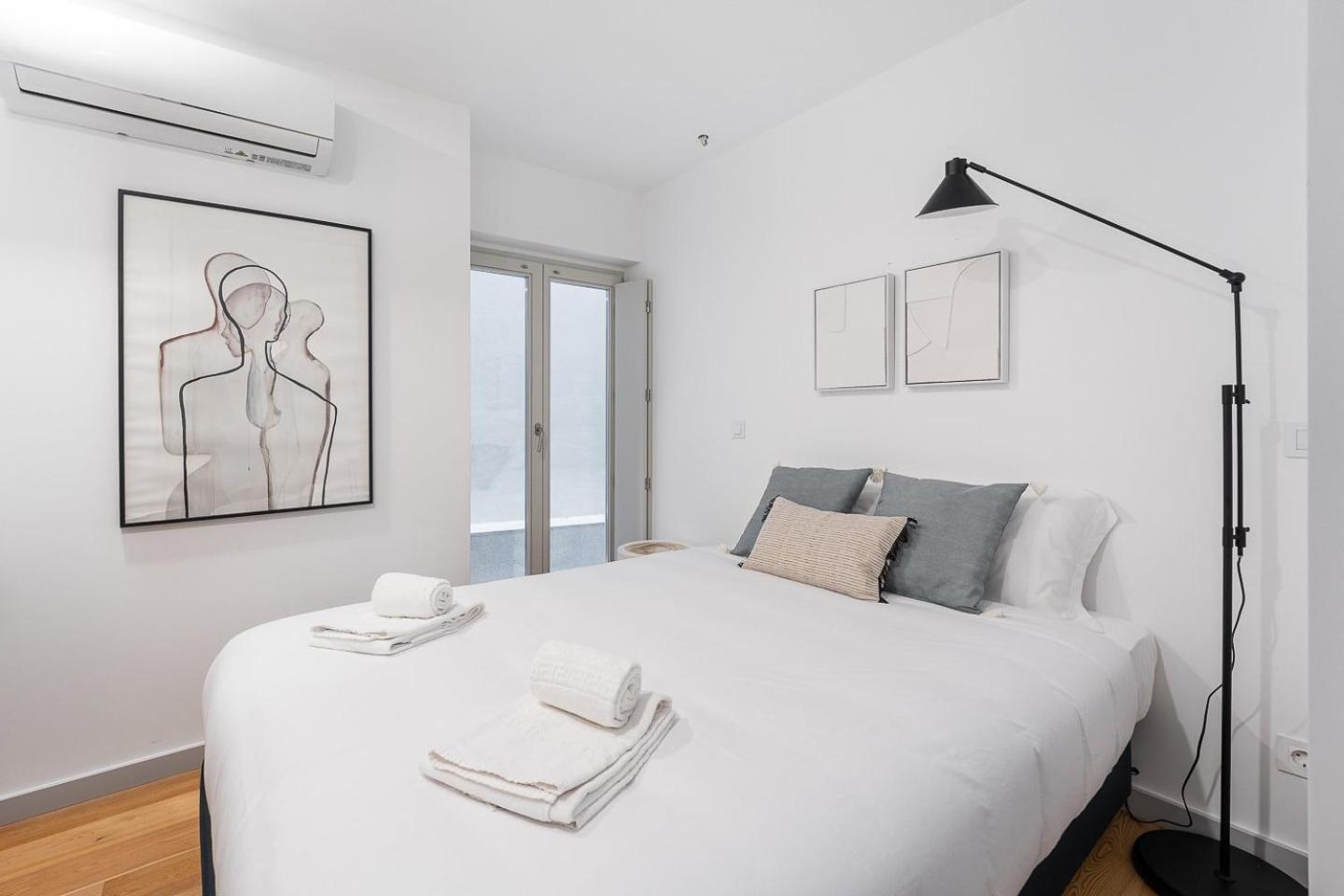 Appartamento Guestready - Downtown Refuge With Private Parking OOporto Esterno foto